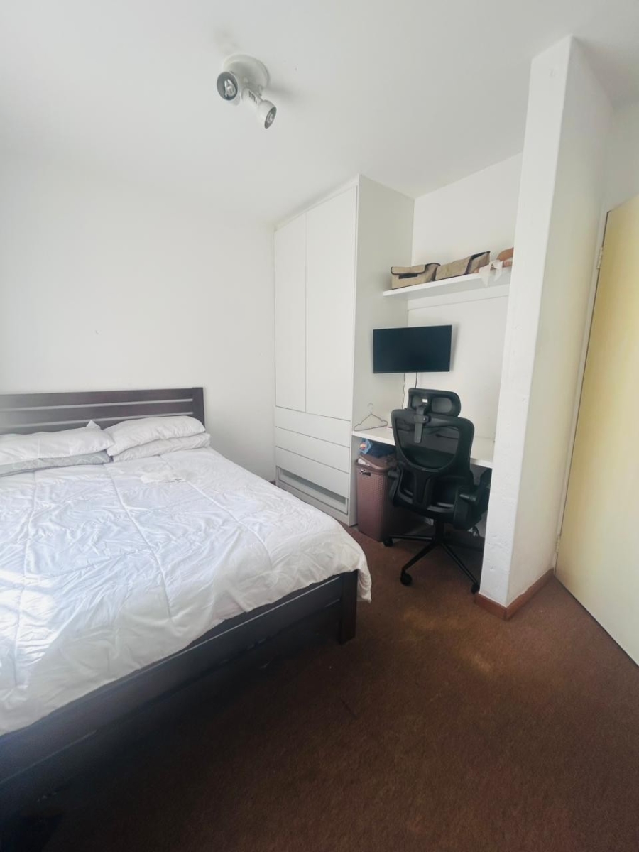 1 Bedroom Property for Sale in The Reeds Gauteng