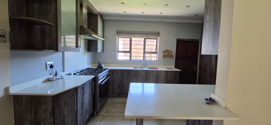 3 Bedroom Property for Sale in Comet Gauteng