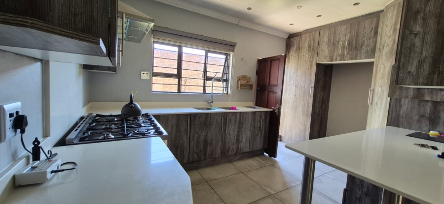 3 Bedroom Property for Sale in Comet Gauteng