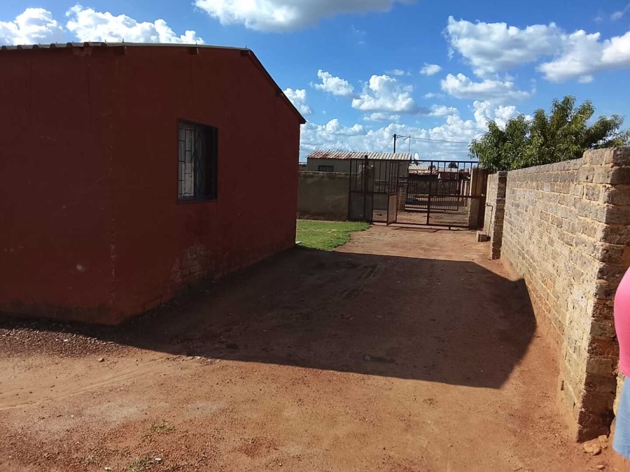 2 Bedroom Property for Sale in Lakeside Gauteng