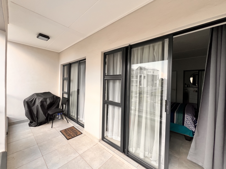1 Bedroom Property for Sale in Waterfall Gauteng