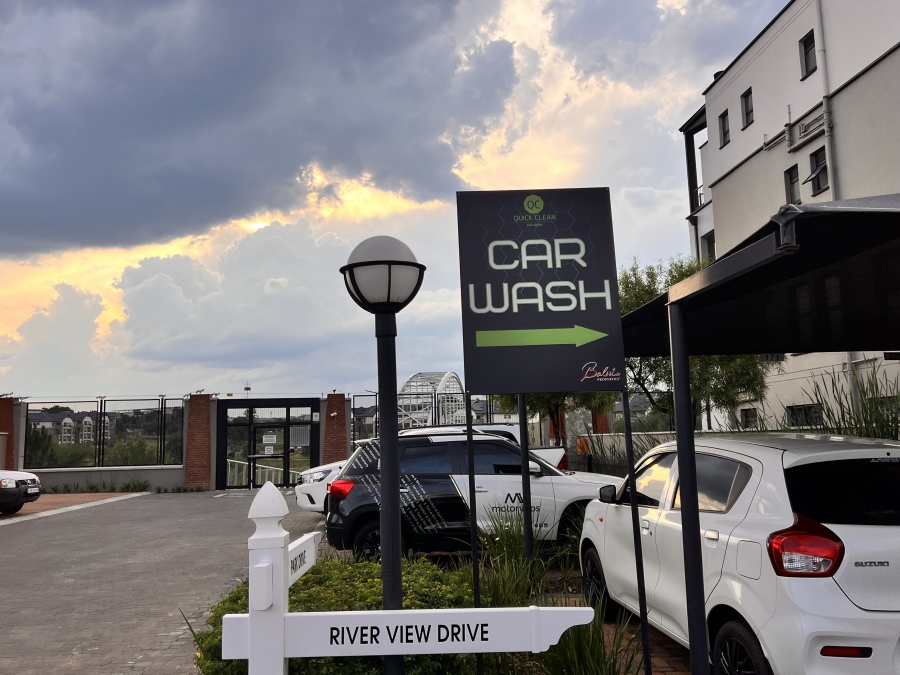 1 Bedroom Property for Sale in Waterfall Gauteng