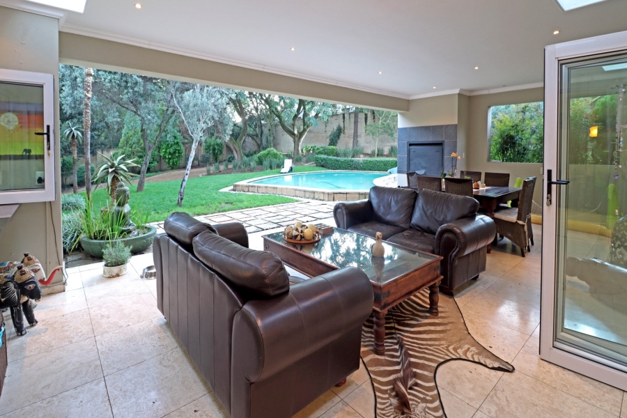 5 Bedroom Property for Sale in Bryanston Gauteng