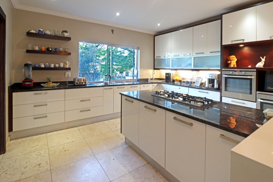 5 Bedroom Property for Sale in Bryanston Gauteng