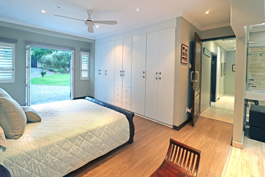 5 Bedroom Property for Sale in Bryanston Gauteng