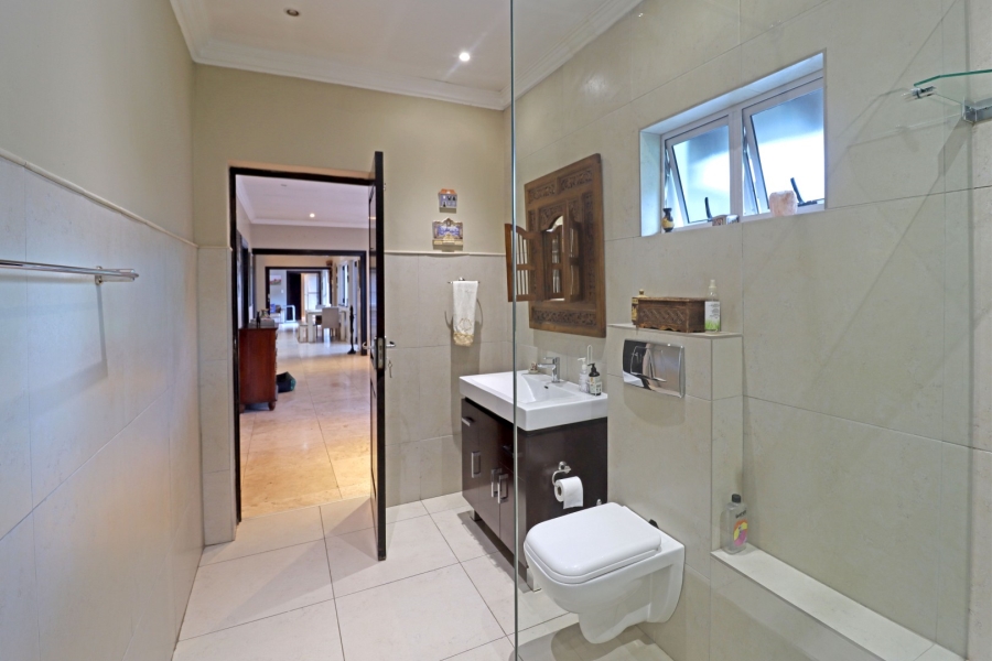 5 Bedroom Property for Sale in Bryanston Gauteng