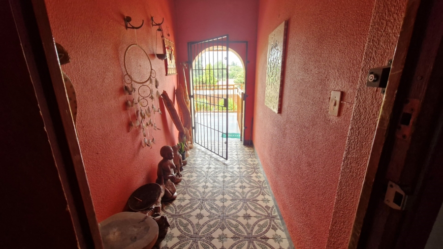 4 Bedroom Property for Sale in Whitney Gardens Gauteng