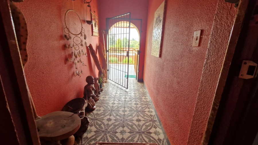 4 Bedroom Property for Sale in Whitney Gardens Gauteng