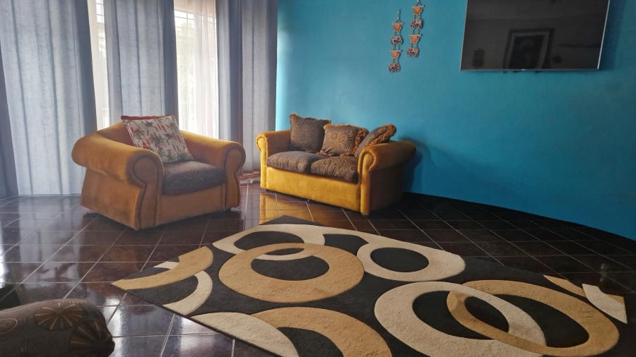 4 Bedroom Property for Sale in Whitney Gardens Gauteng
