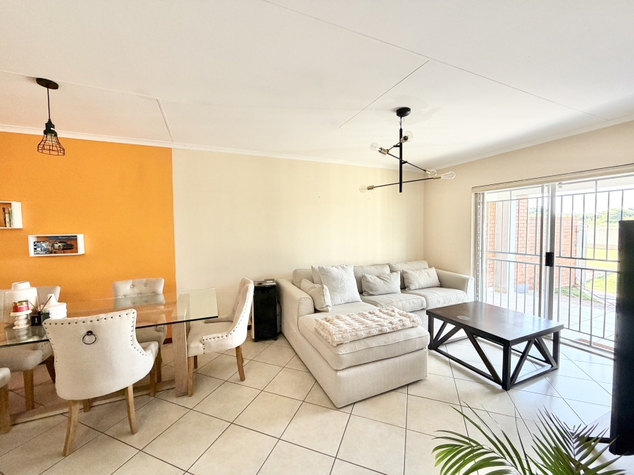 2 Bedroom Property for Sale in Monavoni Gauteng