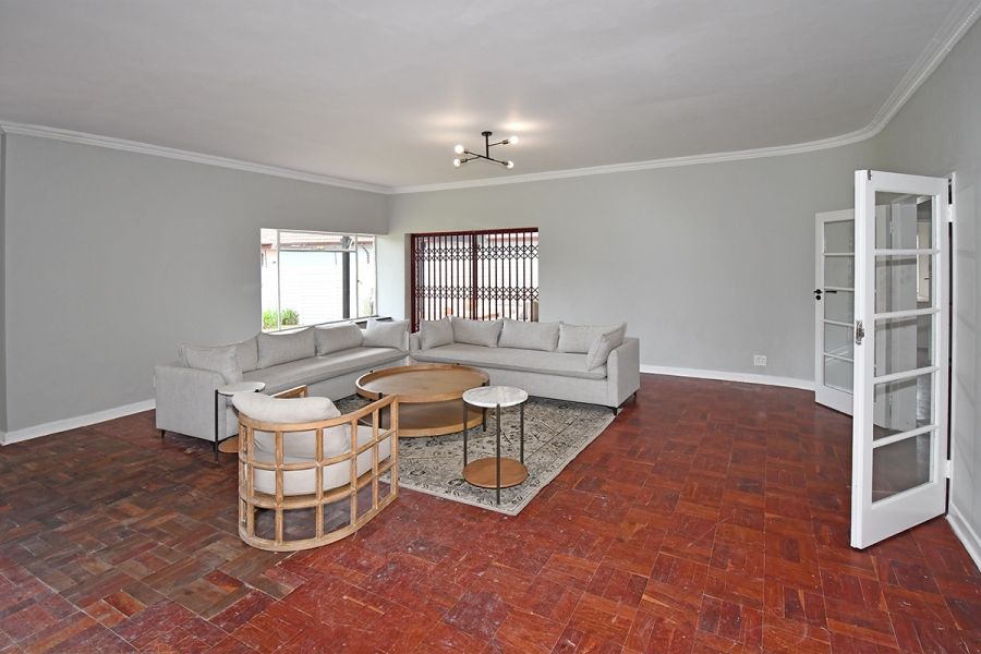 5 Bedroom Property for Sale in Bagleyston Gauteng