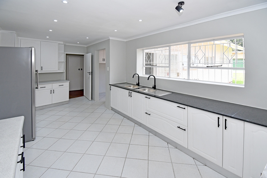 5 Bedroom Property for Sale in Bagleyston Gauteng