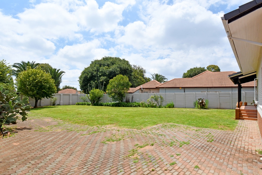 5 Bedroom Property for Sale in Bagleyston Gauteng