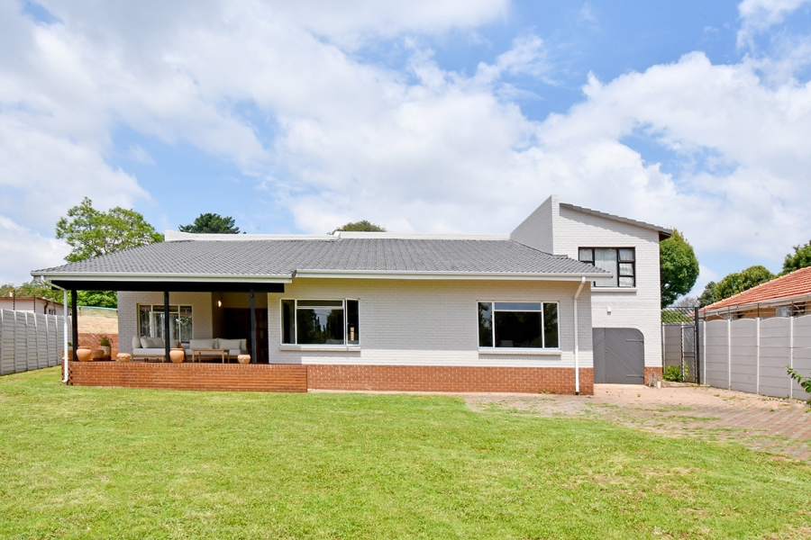 5 Bedroom Property for Sale in Bagleyston Gauteng