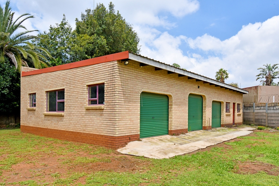 5 Bedroom Property for Sale in Bagleyston Gauteng