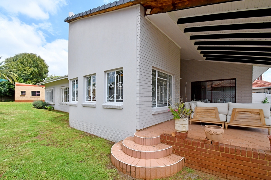5 Bedroom Property for Sale in Bagleyston Gauteng