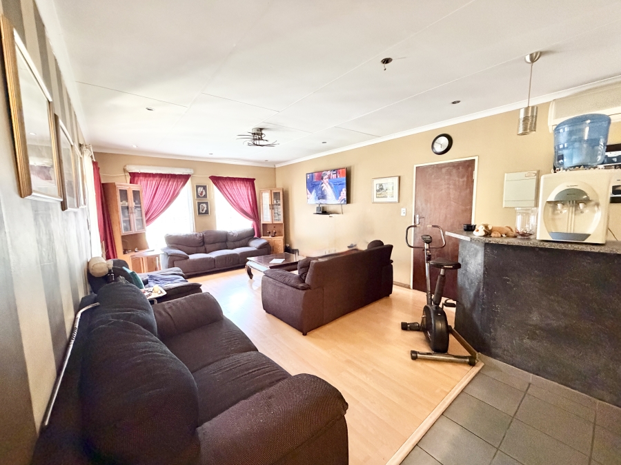 3 Bedroom Property for Sale in Amberfield Gauteng