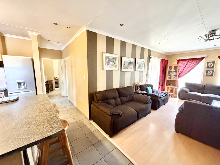 3 Bedroom Property for Sale in Amberfield Gauteng