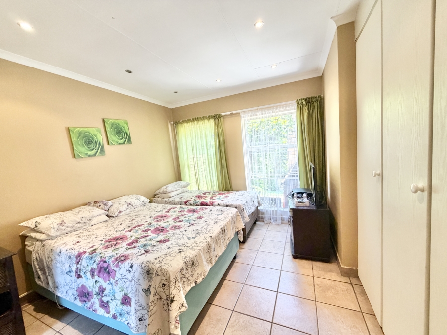 3 Bedroom Property for Sale in Amberfield Gauteng