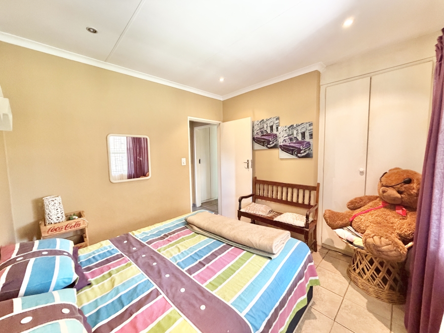 3 Bedroom Property for Sale in Amberfield Gauteng