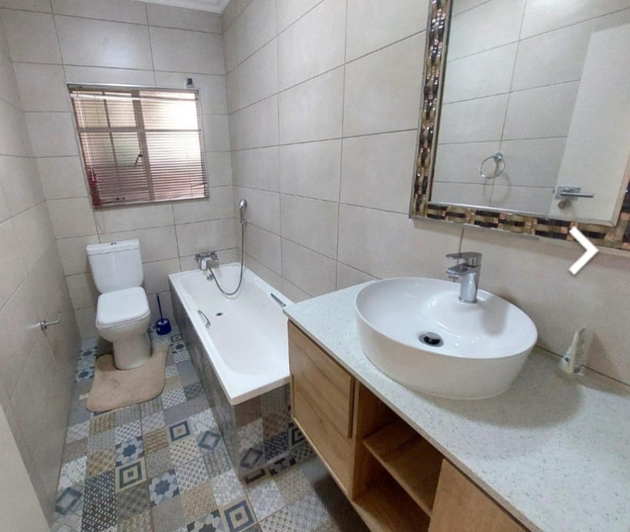 3 Bedroom Property for Sale in Eldoraigne Gauteng