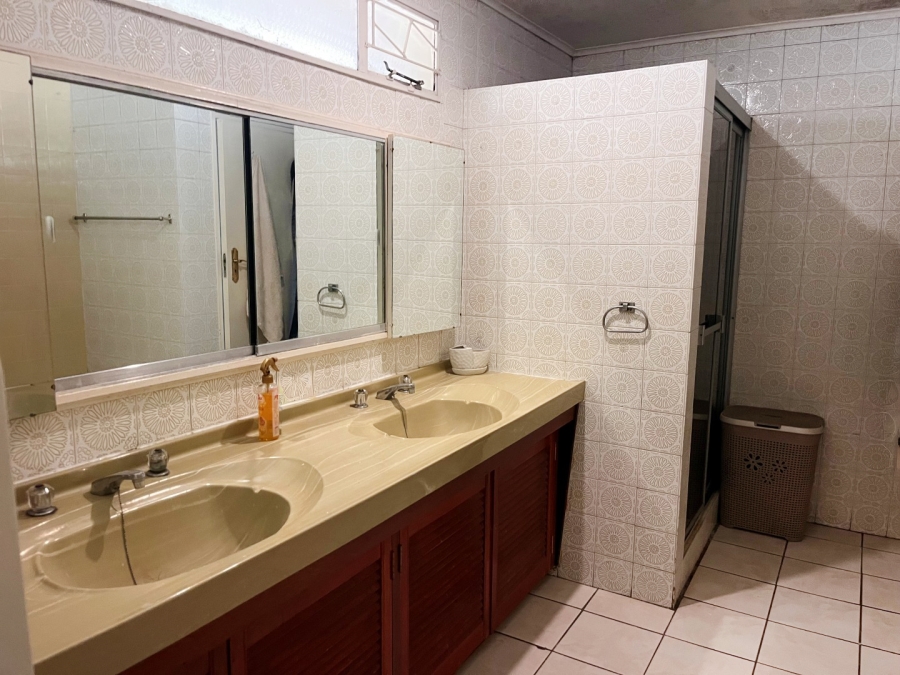 4 Bedroom Property for Sale in Sunningdale Gauteng