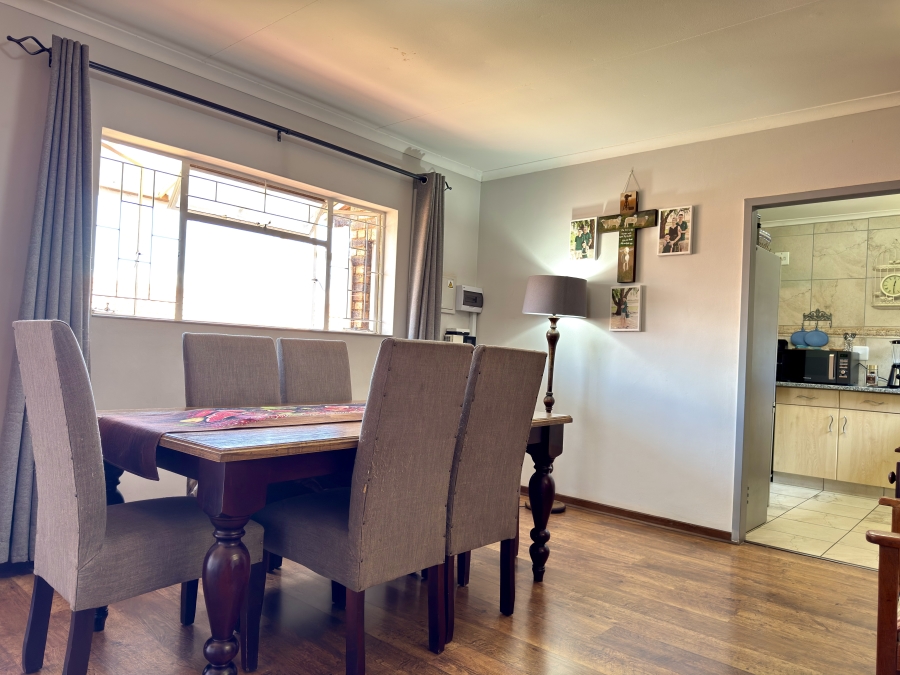 3 Bedroom Property for Sale in Glen Lauriston Gauteng