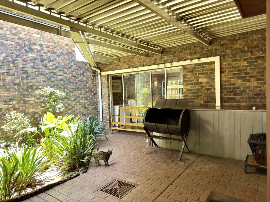 3 Bedroom Property for Sale in Glen Lauriston Gauteng