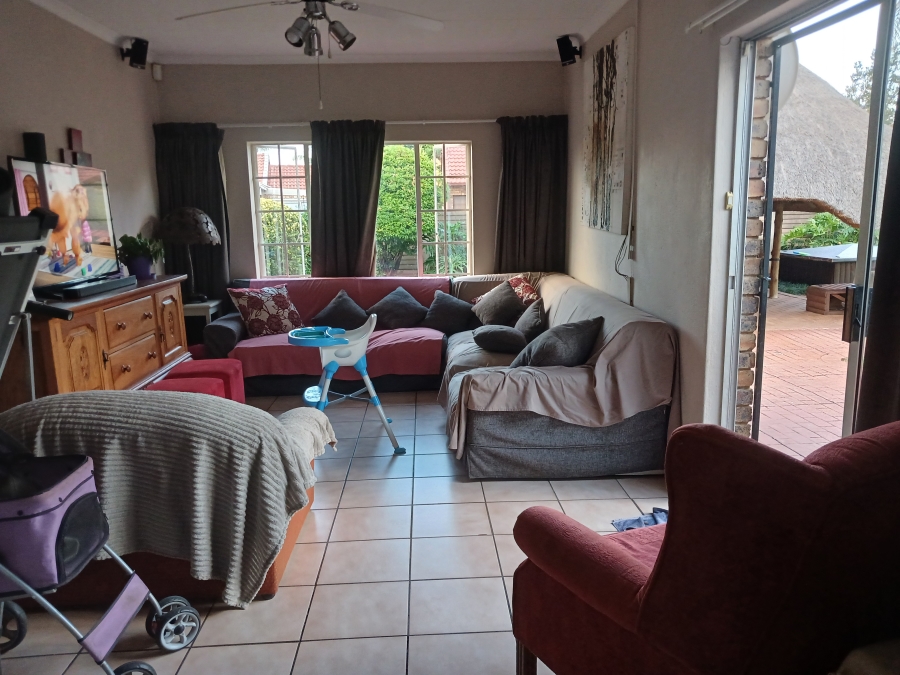 To Let 3 Bedroom Property for Rent in Rooihuiskraal North Gauteng