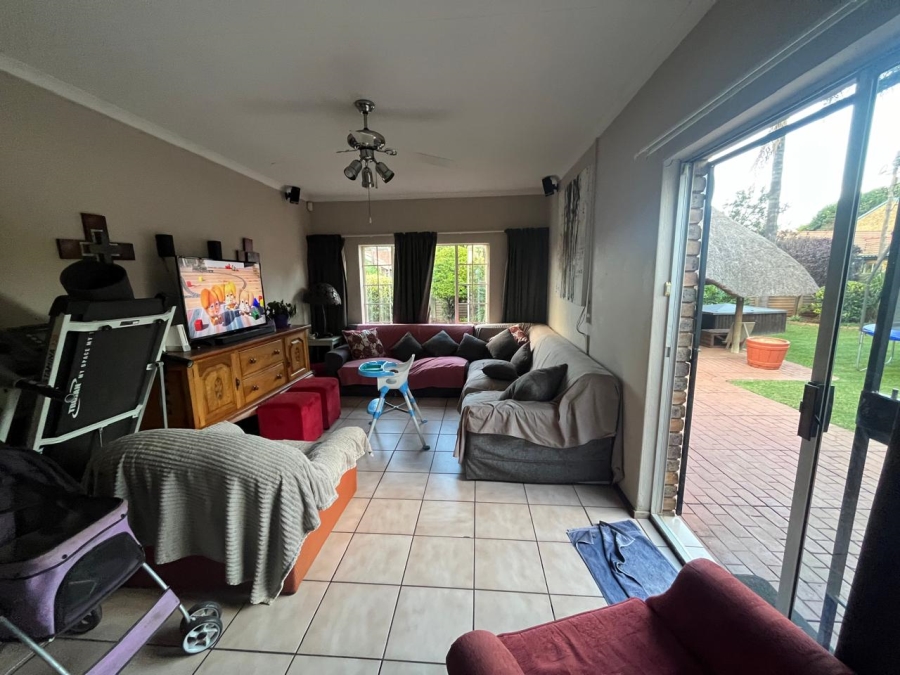 To Let 3 Bedroom Property for Rent in Rooihuiskraal North Gauteng