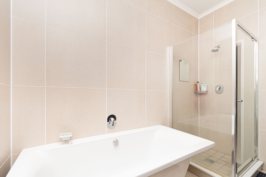 1 Bedroom Property for Sale in Dainfern Gauteng