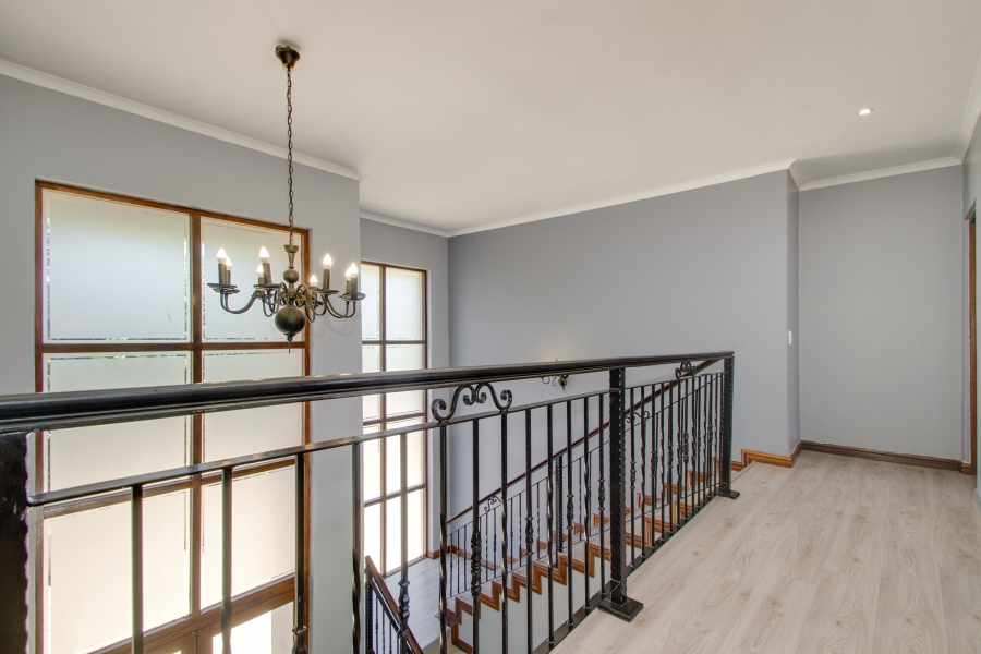 5 Bedroom Property for Sale in Fourways Gauteng