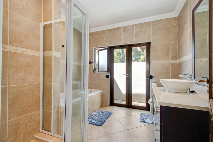 5 Bedroom Property for Sale in Fourways Gauteng