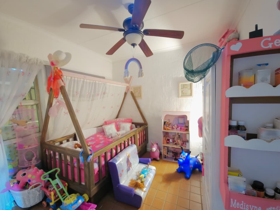 2 Bedroom Property for Sale in Dorandia Gauteng