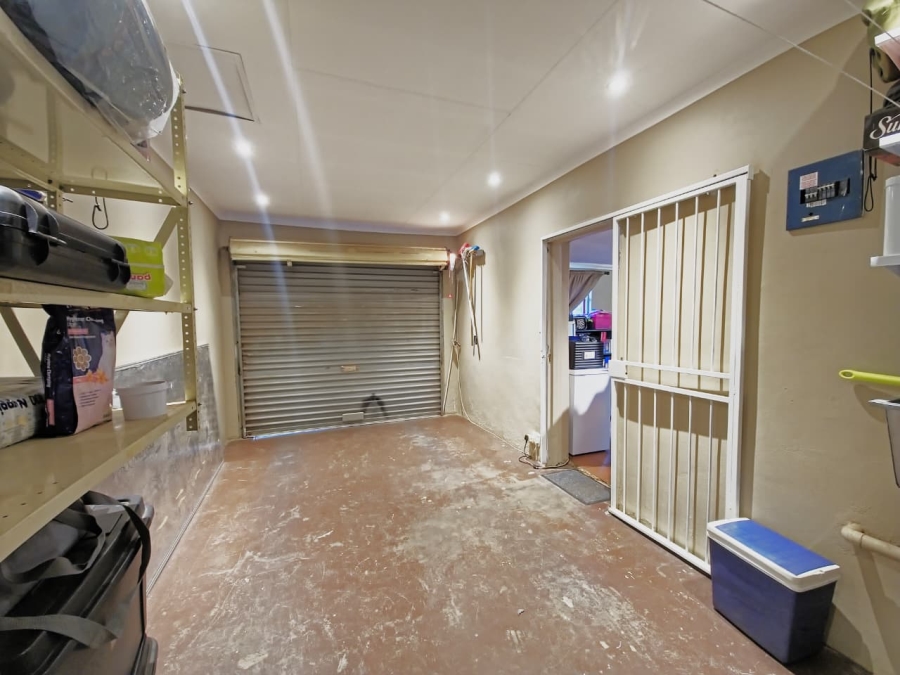 2 Bedroom Property for Sale in Dorandia Gauteng