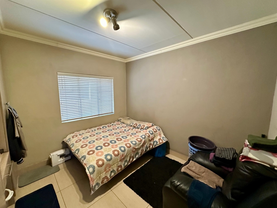 2 Bedroom Property for Sale in Moregloed Gauteng
