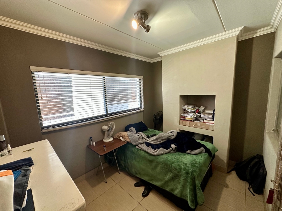 2 Bedroom Property for Sale in Moregloed Gauteng
