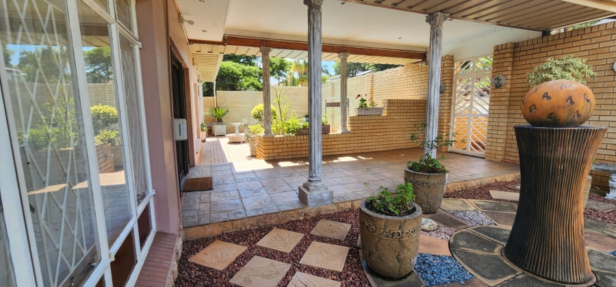 3 Bedroom Property for Sale in Mountain View Gauteng