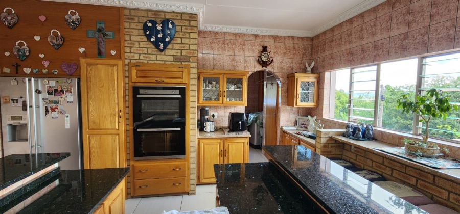 3 Bedroom Property for Sale in Mountain View Gauteng