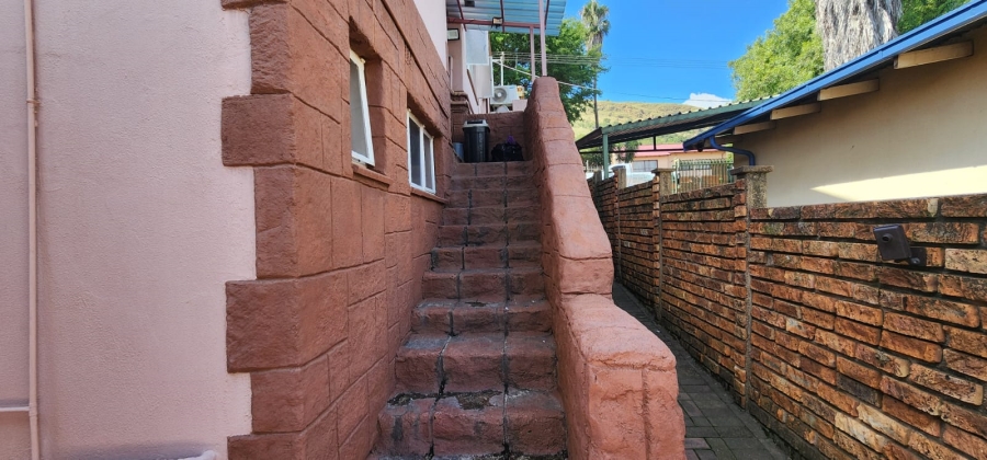 3 Bedroom Property for Sale in Mountain View Gauteng