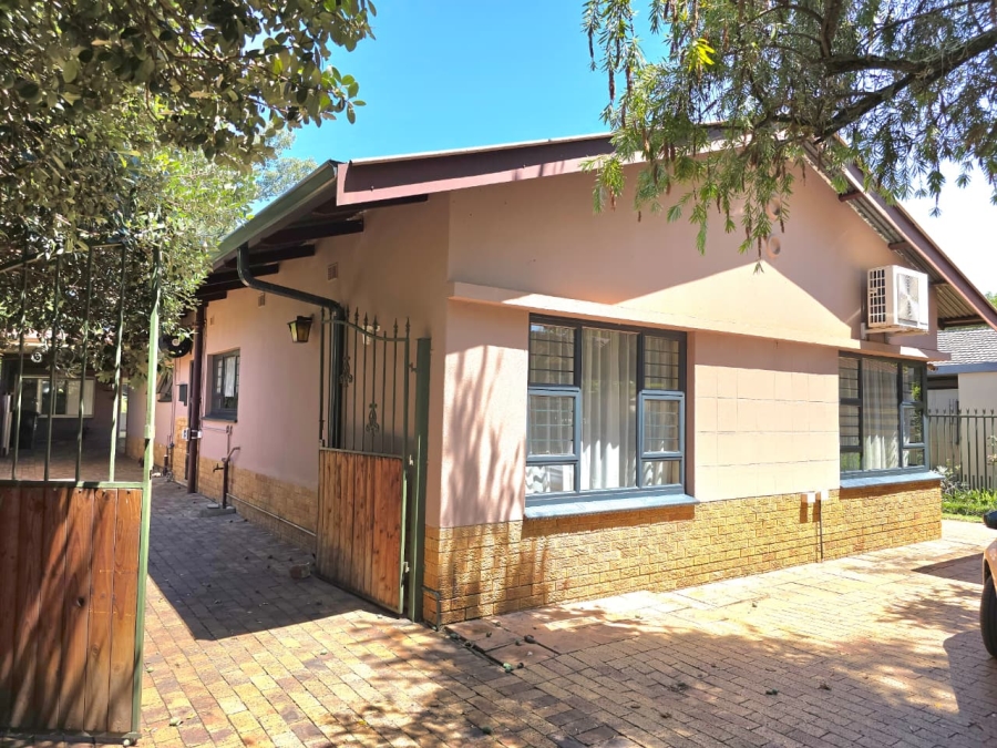 To Let 3 Bedroom Property for Rent in Rietfontein SH Gauteng