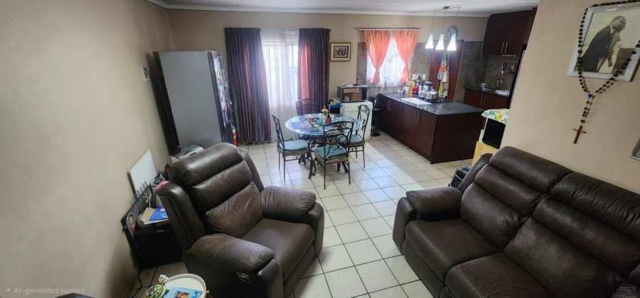 3 Bedroom Property for Sale in Mountain View Gauteng