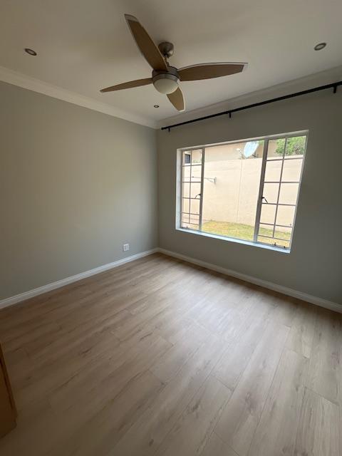 2 Bedroom Property for Sale in Wierda Crest Estate Gauteng