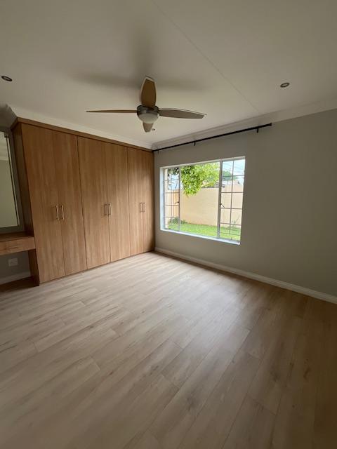 2 Bedroom Property for Sale in Wierda Crest Estate Gauteng