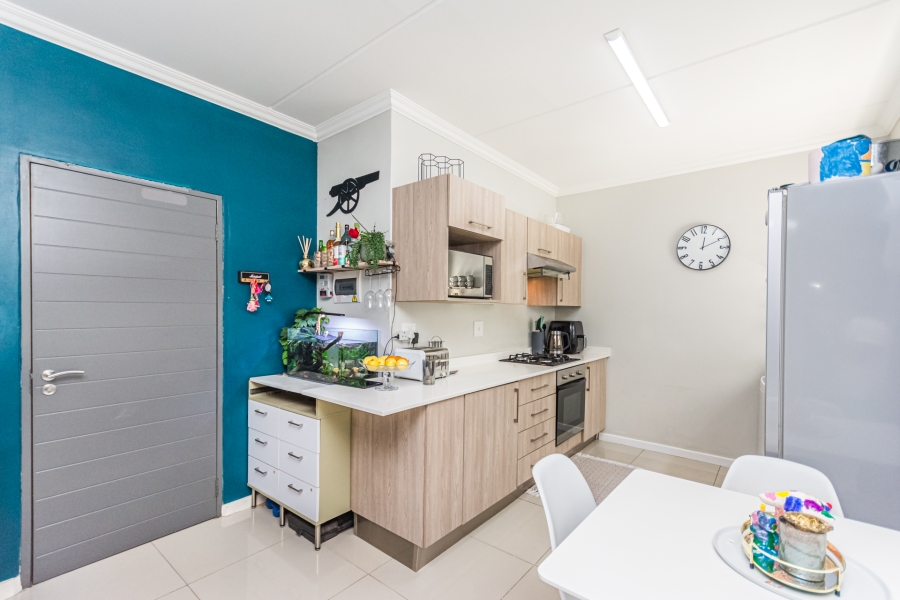 2 Bedroom Property for Sale in Halfway Gardens Gauteng