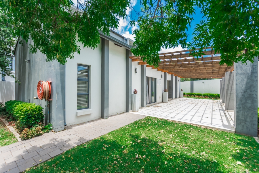 2 Bedroom Property for Sale in Halfway Gardens Gauteng