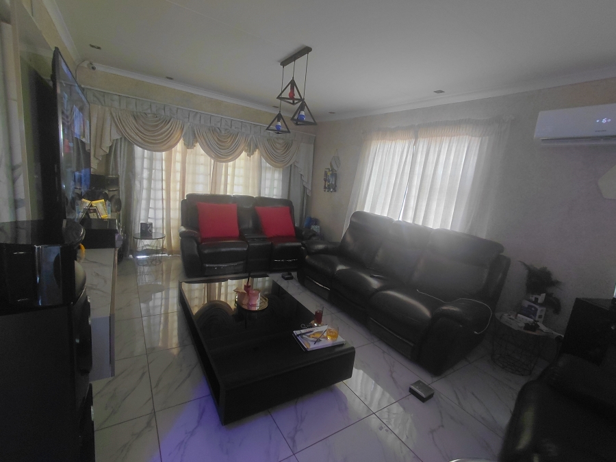 3 Bedroom Property for Sale in West Rand A H Gauteng