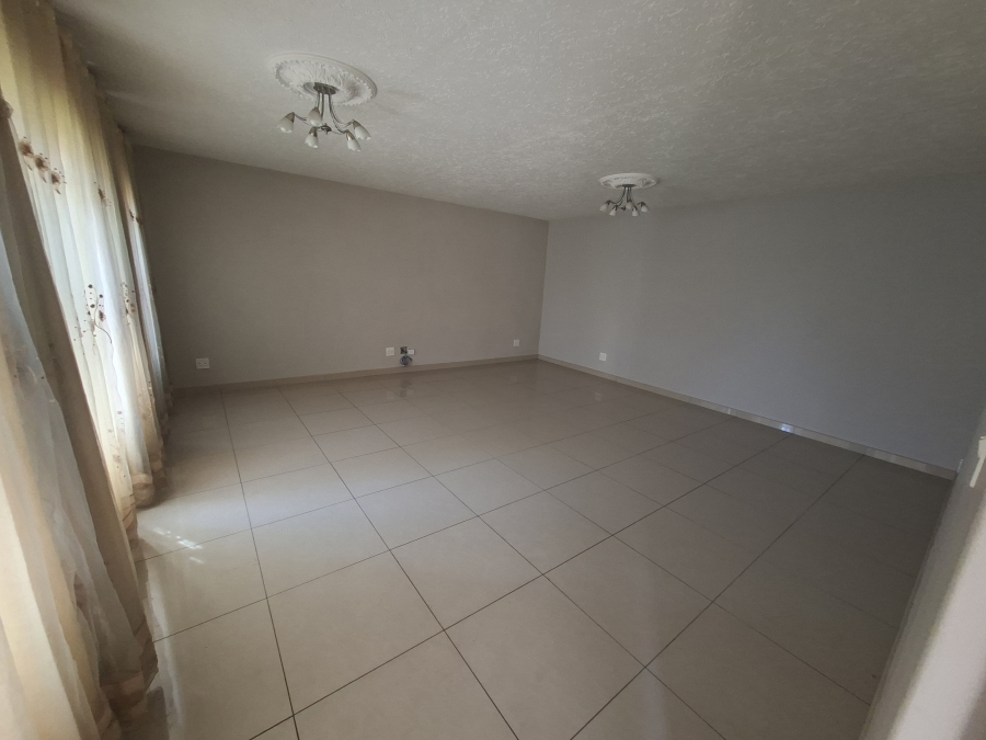 4 Bedroom Property for Sale in Sunward Park Gauteng