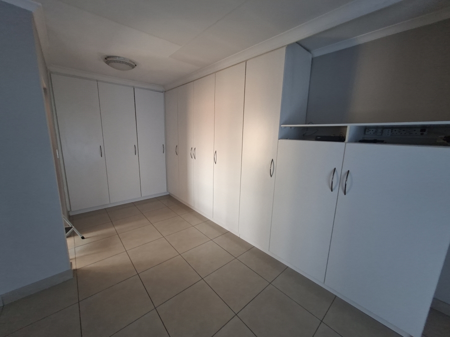 4 Bedroom Property for Sale in Sunward Park Gauteng