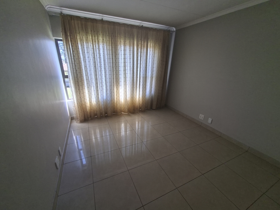 4 Bedroom Property for Sale in Sunward Park Gauteng